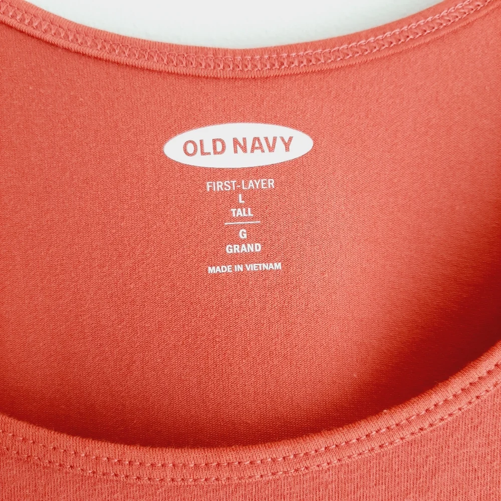 🍒 Old Navy NEW First Layer Long / Tall Scoop Neck Tank Top Sz L - Picture 2 of 9